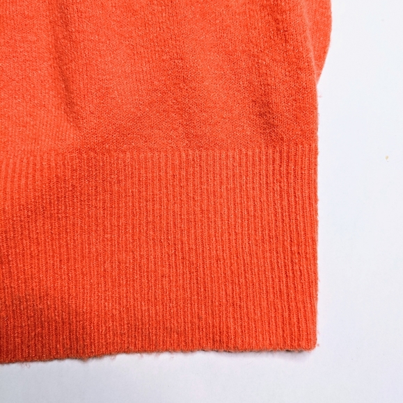Elodie coral slightly cropped sweater size Large - Picture 5 of 7